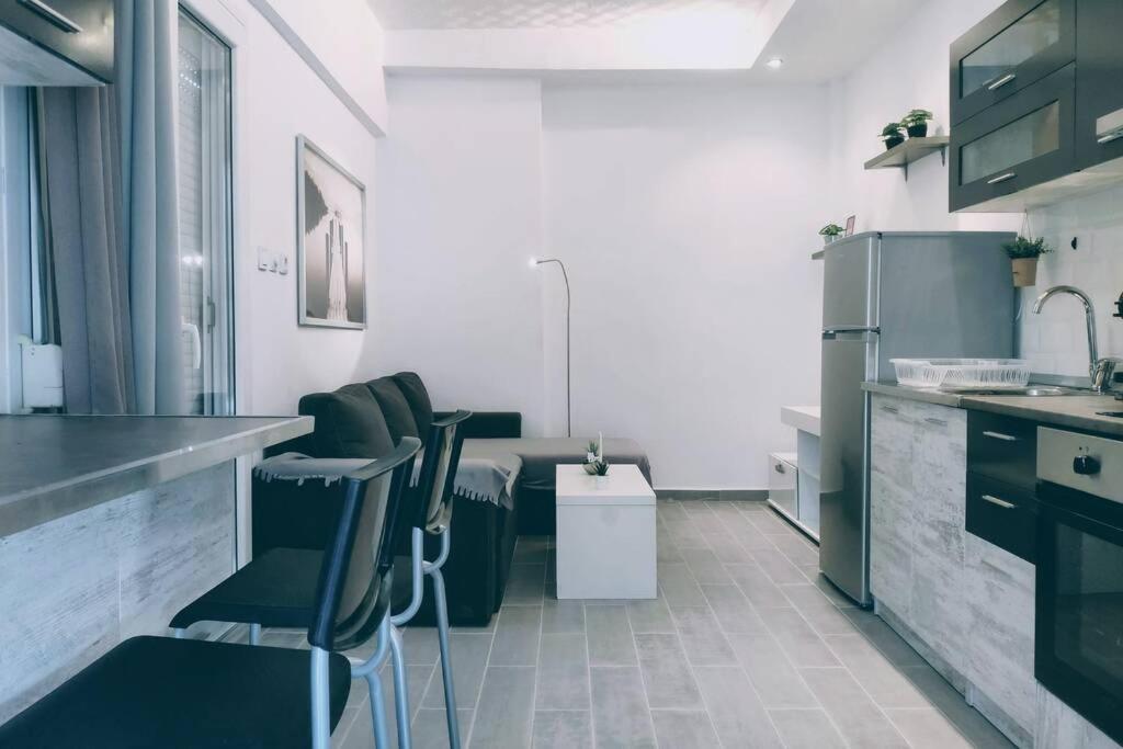Deluxe Apartment By Prima Lodging Thessaloníki Exteriör bild
